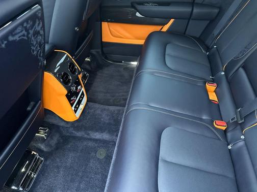 2026 Rolls-Royce Cullinan Black Badge