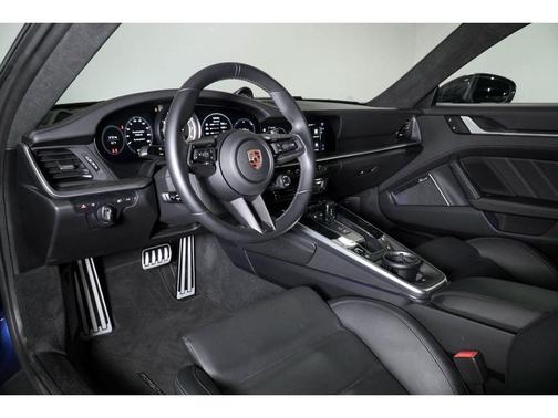 Gentian Blue Metallic 2022 Porsche 911 Turbo S