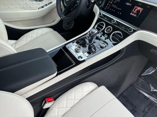 2023 Bentley Continental GT Base