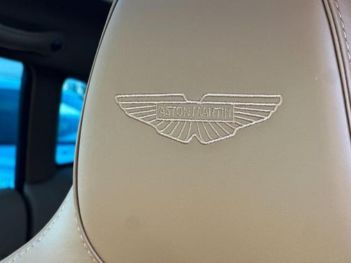 2026 Aston Martin DBX 707