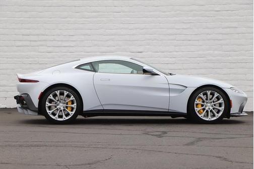 2019 Aston Martin Vantage Base