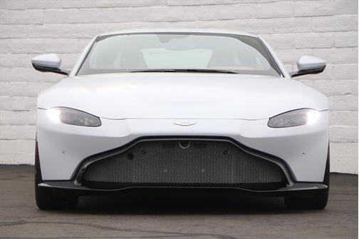 2019 Aston Martin Vantage Base