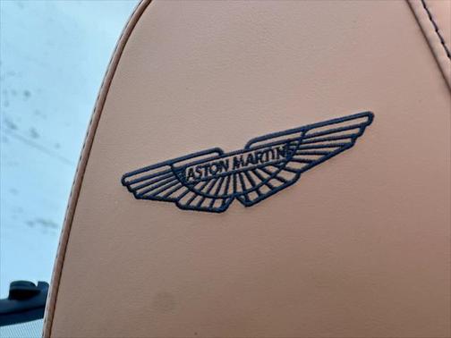 2022 Aston Martin DB11 Volante