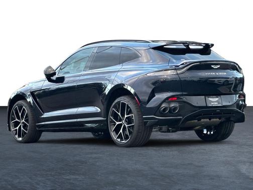 2026 Aston Martin DBX 707