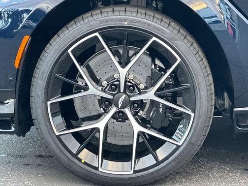 2026 Aston Martin DBX 707