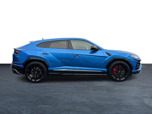 2019 Lamborghini Urus Selezione CPO