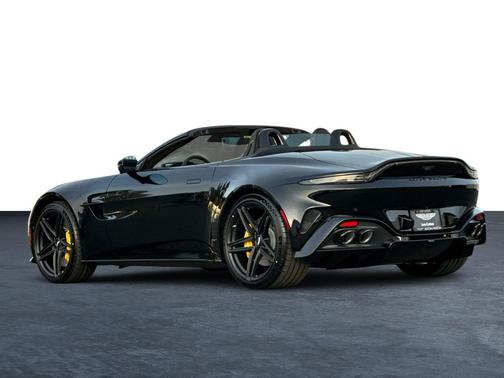 2026 Aston Martin Vantage Roadster