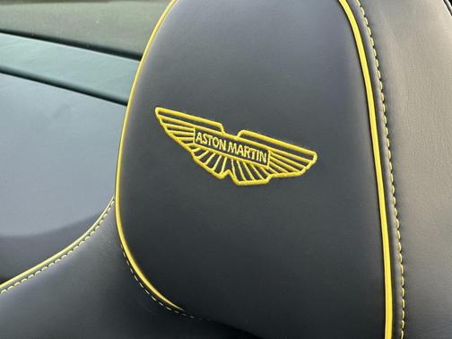 2026 Aston Martin Vantage Roadster