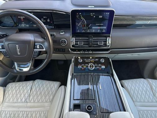 2020 Lincoln Navigator Black Label