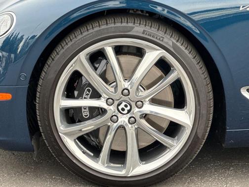 2022 Bentley Continental GT V8