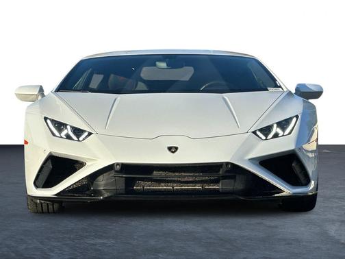 2020 Lamborghini Huracan EVO Base
