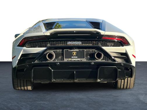 2020 Lamborghini Huracan EVO Base