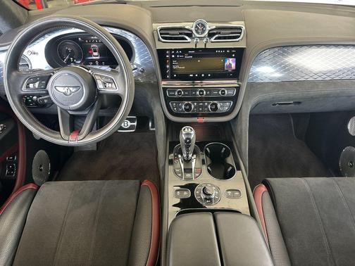 Hallmark 2022 Bentley Bentayga Speed