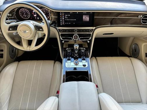 2021 Bentley Flying Spur V8