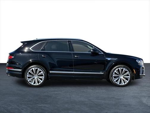 2022 Bentley Bentayga V8