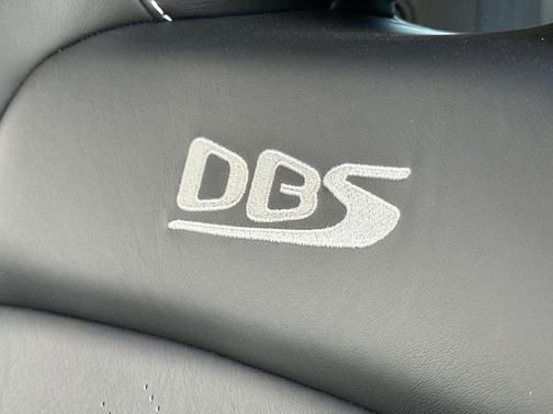 2019 Aston Martin DBS Superleggera