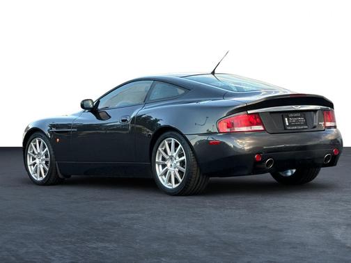2006 Aston Martin V12 Vanquish S