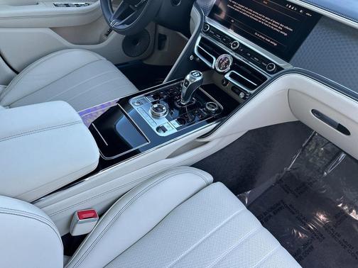 2026 Bentley Flying Spur 