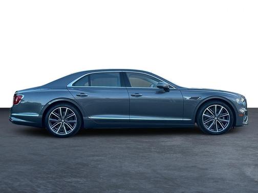 2026 Bentley Flying Spur 