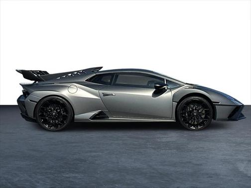 2021 Lamborghini Huracan STO Coupe