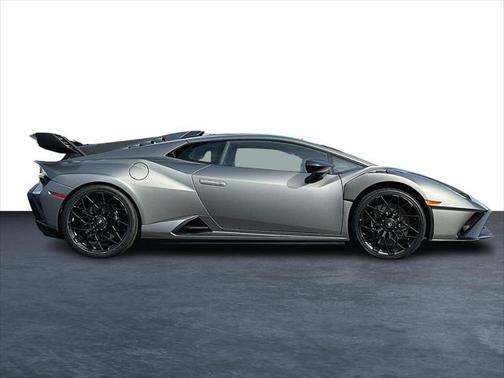 2021 Lamborghini Huracan STO Coupe