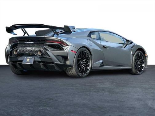 2021 Lamborghini Huracan STO Coupe