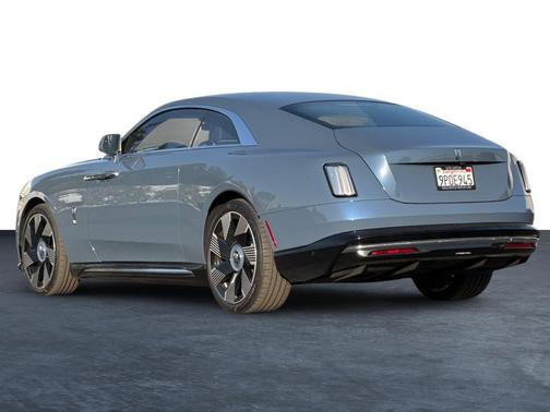 2025 Rolls-Royce Spectre Base