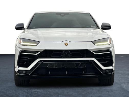 2022 Lamborghini Urus Graphite Capsule