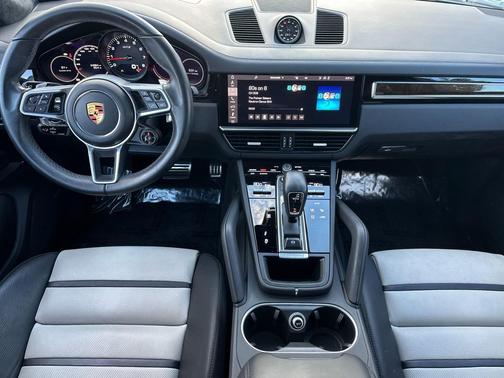 2021 Porsche Cayenne GTS