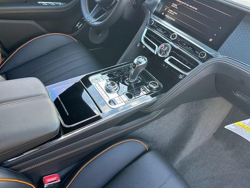 2026 Bentley Flying Spur 