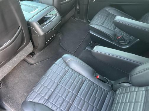 2021 Cadillac Escalade ESV Sport Platinum