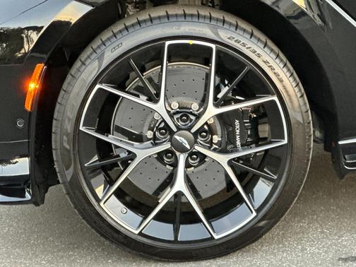 2026 Aston Martin DBX 707