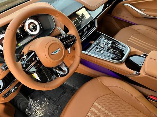 2026 Aston Martin DBX 707