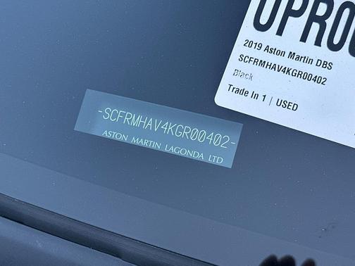 2019 Aston Martin DBS Superleggera