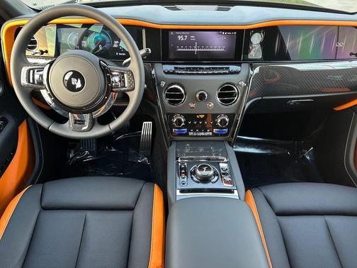 2026 Rolls-Royce Cullinan Black Badge