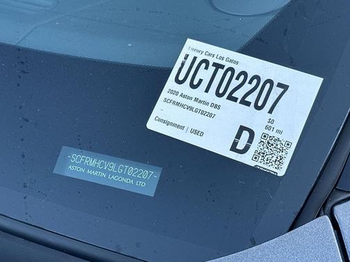 2020 Aston Martin DBS Superleggera Volante