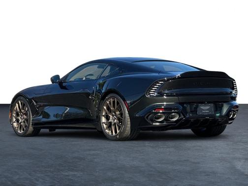 2025 Aston Martin Vanquish V12