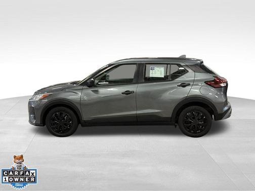 2023 Nissan Kicks S