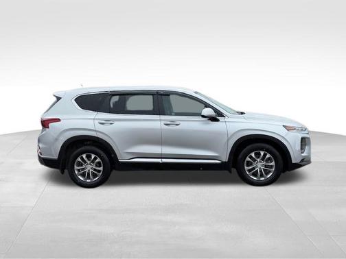 2019 Hyundai SANTA FE SE 2.4