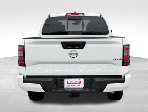 2025 Nissan Frontier SV