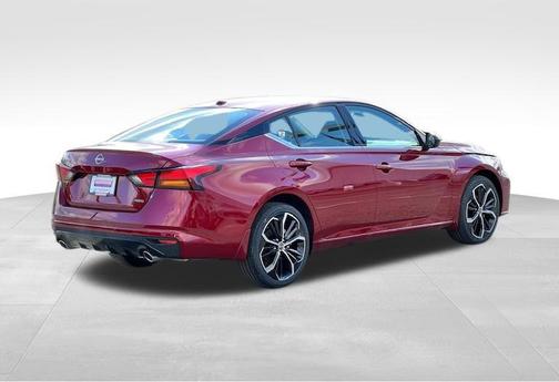 2025 Nissan Altima SR AWD