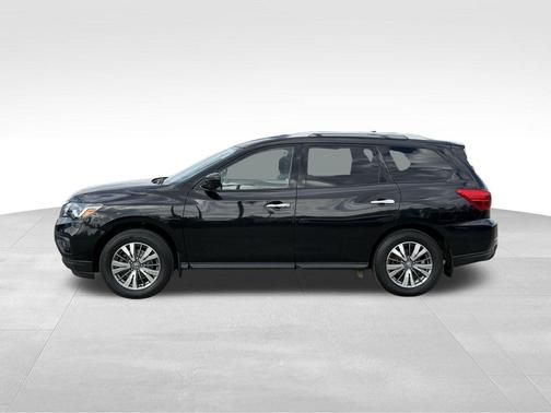 2020 Nissan Pathfinder S 4WD