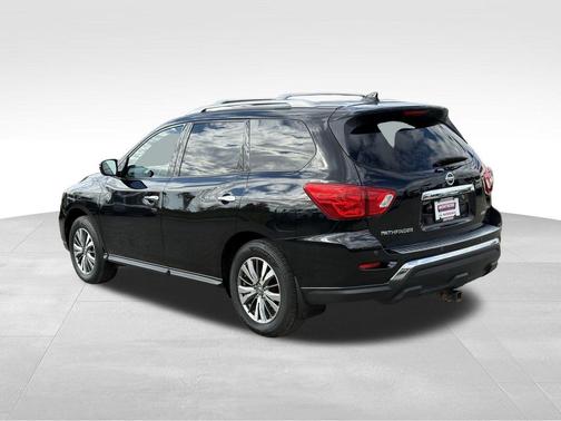 2020 Nissan Pathfinder S 4WD