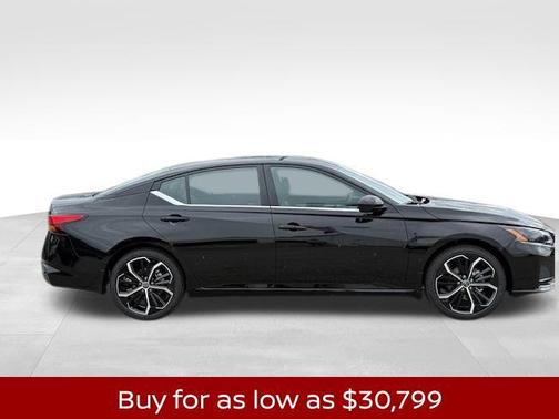 2025 Nissan Altima SR FWD