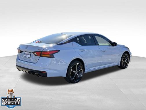 2023 Nissan Altima SR Intelligent AWD