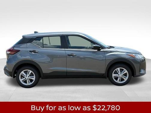 2025 Nissan Kicks S