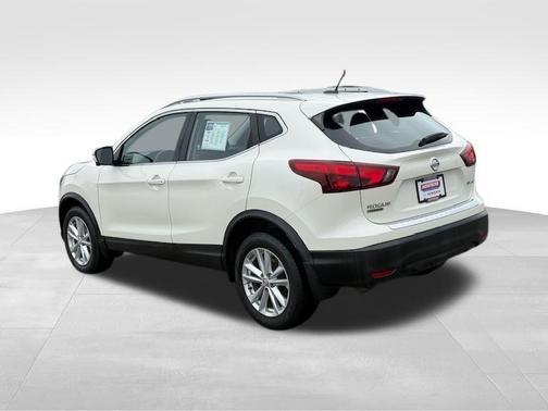 2017 Nissan Rogue Sport SV