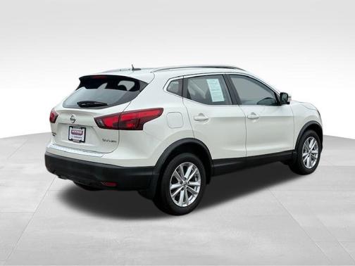 2017 Nissan Rogue Sport SV