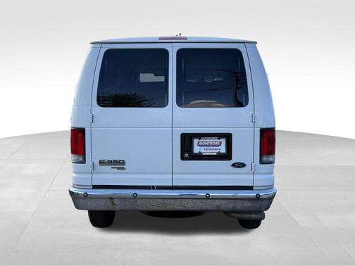 Oxford White Clearcoat 2008 Ford E350 Super Duty XL Wagon