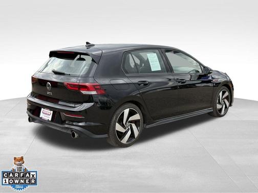 Deep Black Pearl 2024 Volkswagen Golf GTI 2.0T S DSG
